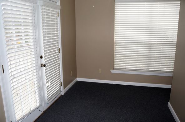 3032 Ridgelake Dr., Suites 201